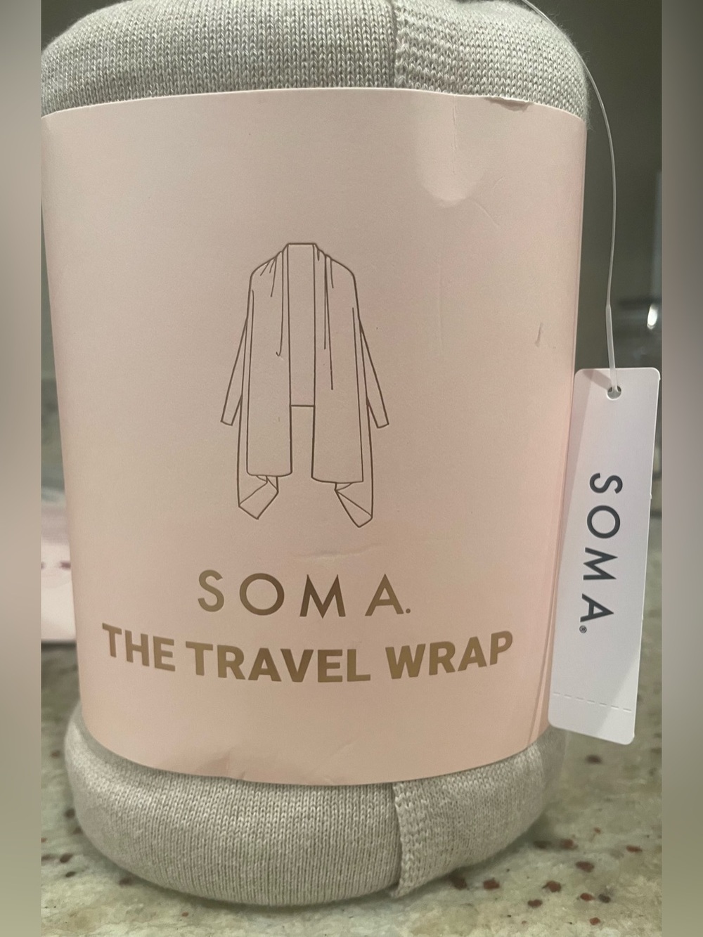 SOMA The SweaterTravel Wrap in Heathered Shell. NWT Sz. SM/M.